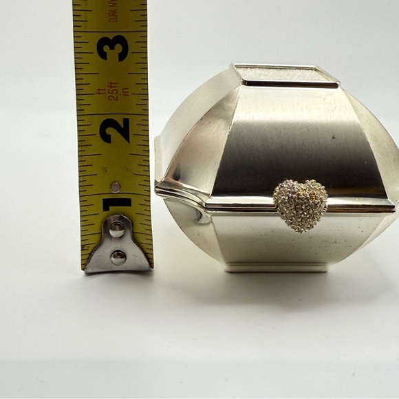 Things Remembered Silver Tone Trinket Box Rhinestones Heart Rings Earrings - Picture 9 of 11